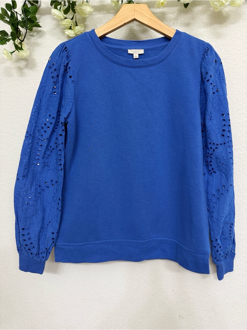 Talbots • Petite Cobalt Blue Eyelet Sleeve Sweatshirt Balloon Sleeve Pullover